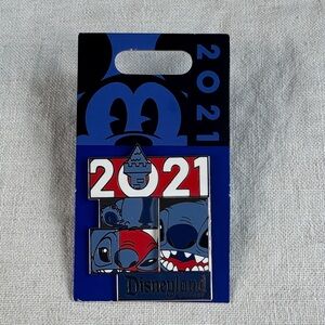 Disney 2021 Stitch Pin in Red, Blue, and Gray